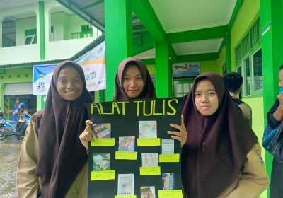 Pembuatan Poster