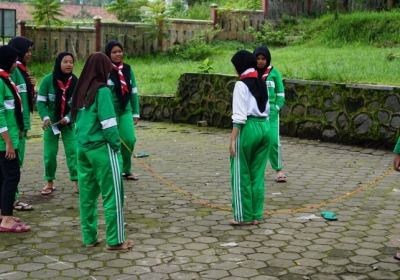 P5 Kearifan Lokal - Permainan Tradisional